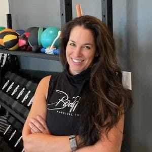 The Role of Physical Therapy/Chiropractic in Sports Injury Recovery 2 Cindy Langer Founder of BodyFit Physical Therapy